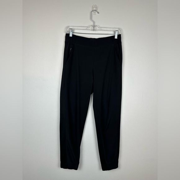 Athleta Mid Rise Brooklyn Black Jogger Pants Pockets Outdoor Women’s Sz 4P - Picture 8 of 8